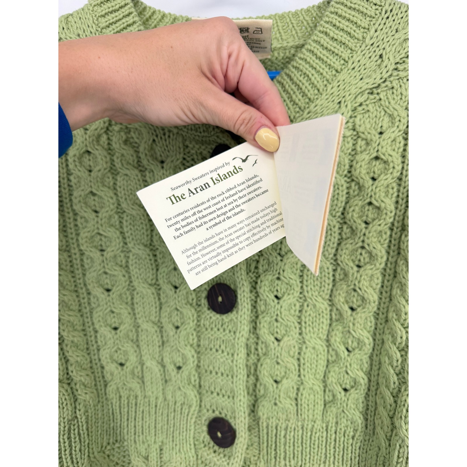 New Aran Woollen Mills Sage Green 100% Merino Wool Cable Knit Cardigan Irish S — image 8 of 8
